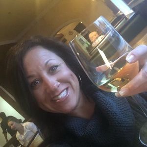 Meet your Posher, Christen